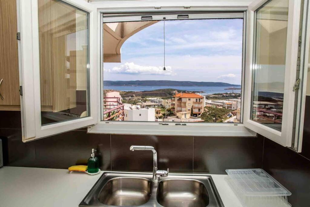 Lavrio Seaview 2Bdr Apt 4 Min Dive From The Sea المظهر الخارجي الصورة
